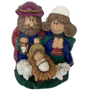 Christmas Nativity Figurine ~ Mary, Joseph, & Baby Jesus ~ One Piece ~ Resin